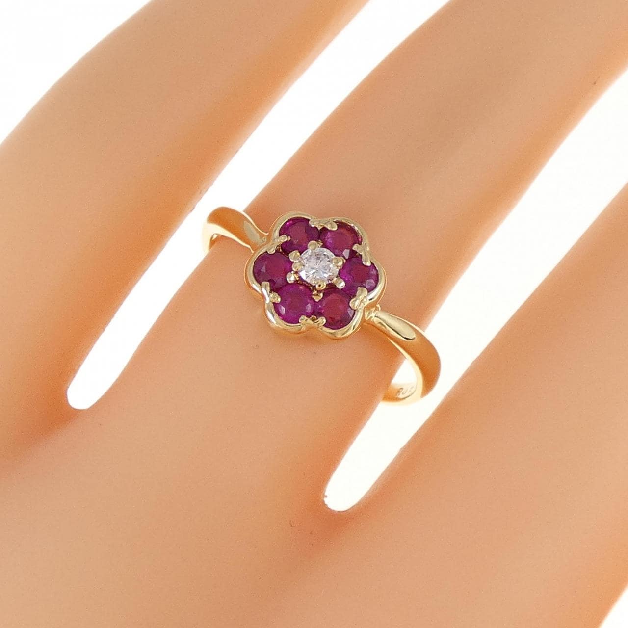 K18YG Flower Ruby Ring 0.56CT