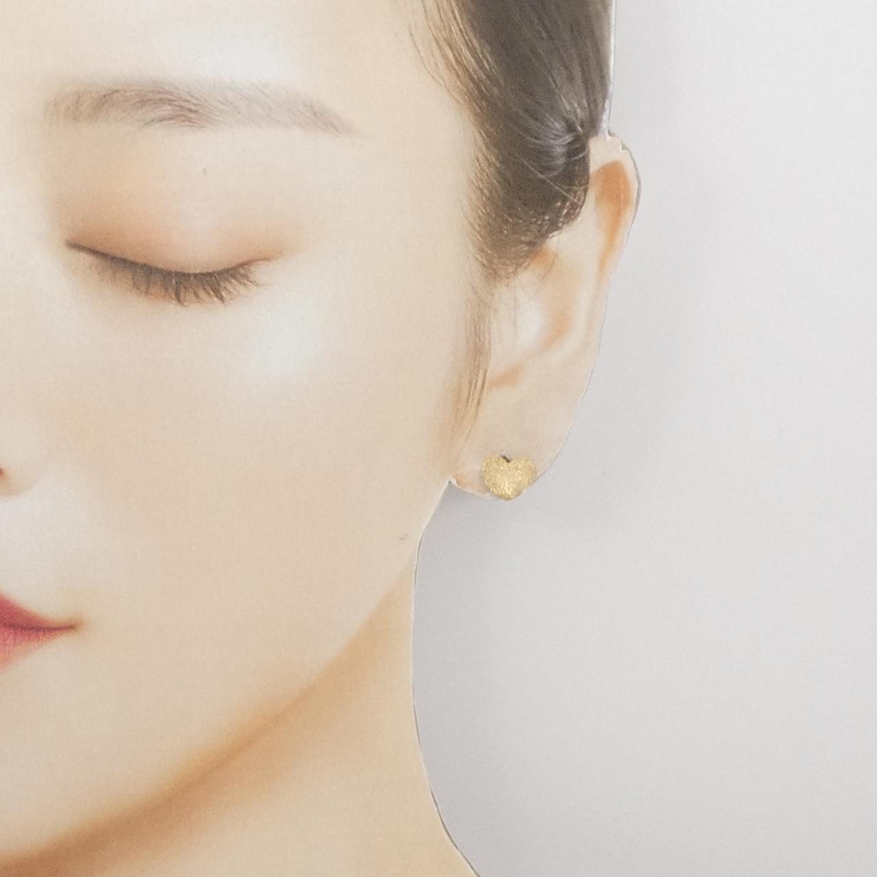 K18YG heart earrings