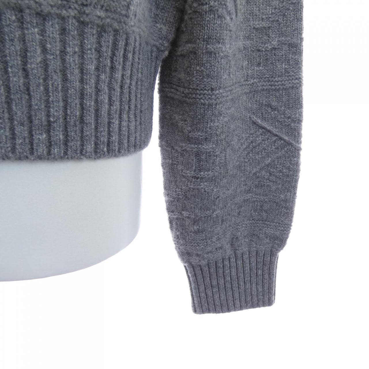 エルメス HERMES COULEURS EN COURS *32-5738 カーディガン