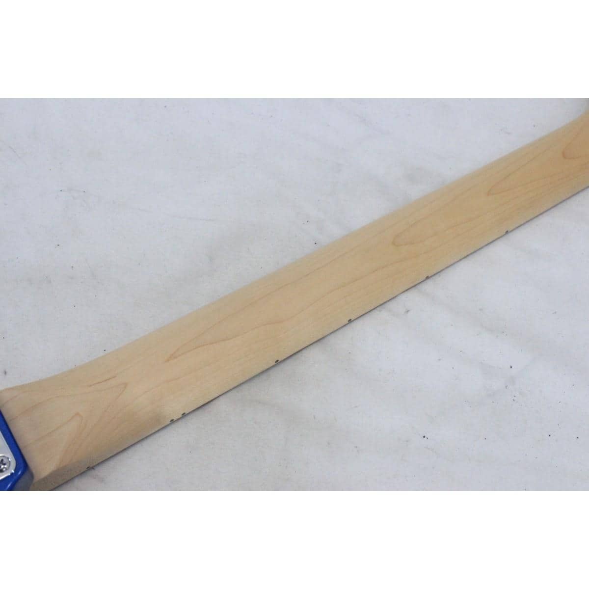 SQUIER  AFFINITY STRATOCASTER