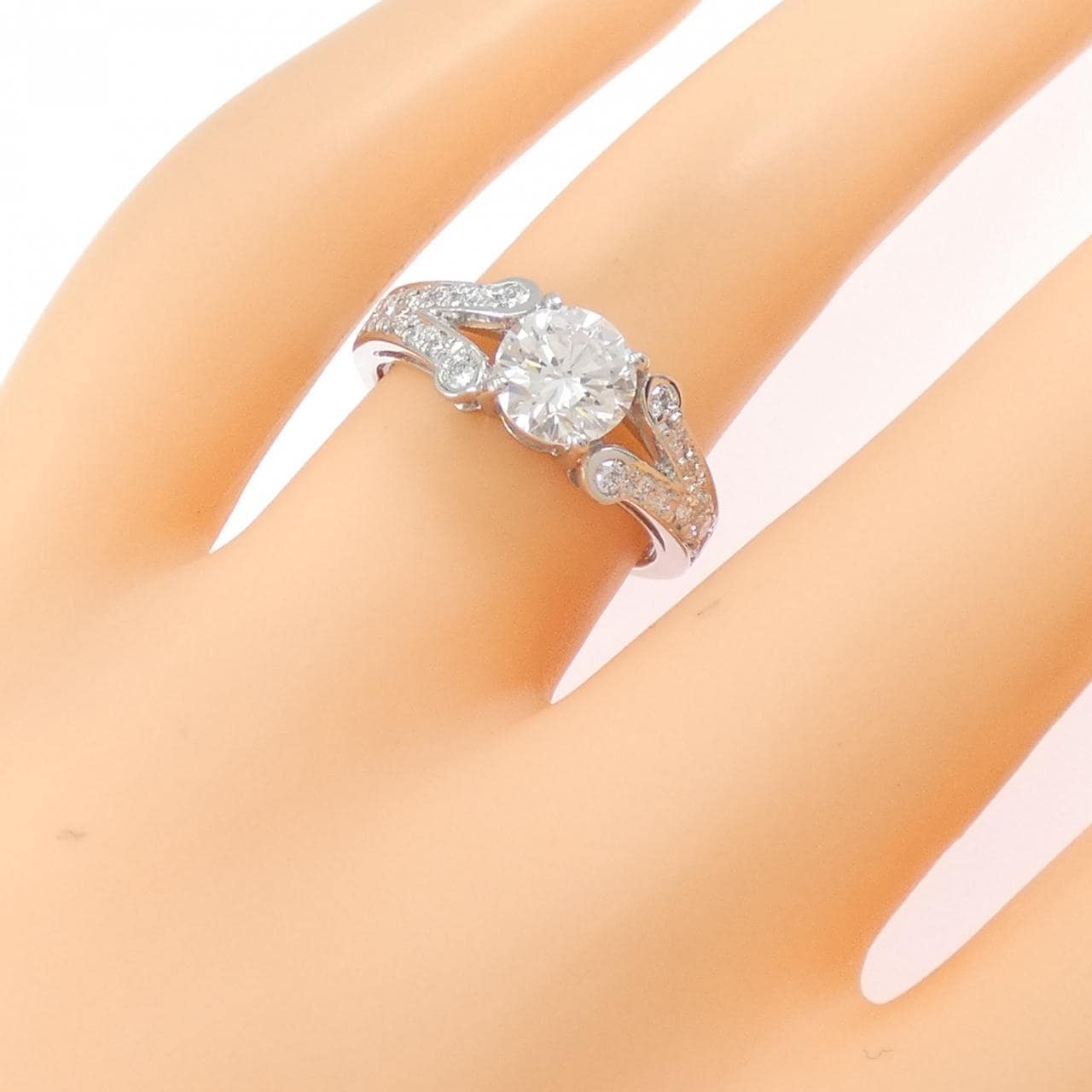 PT900 ダイヤモンド リング 1.050CT H SI1 VG