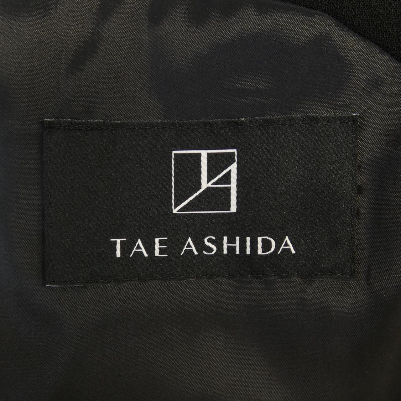 タエアシダ TAE ASHIDA ワンピース