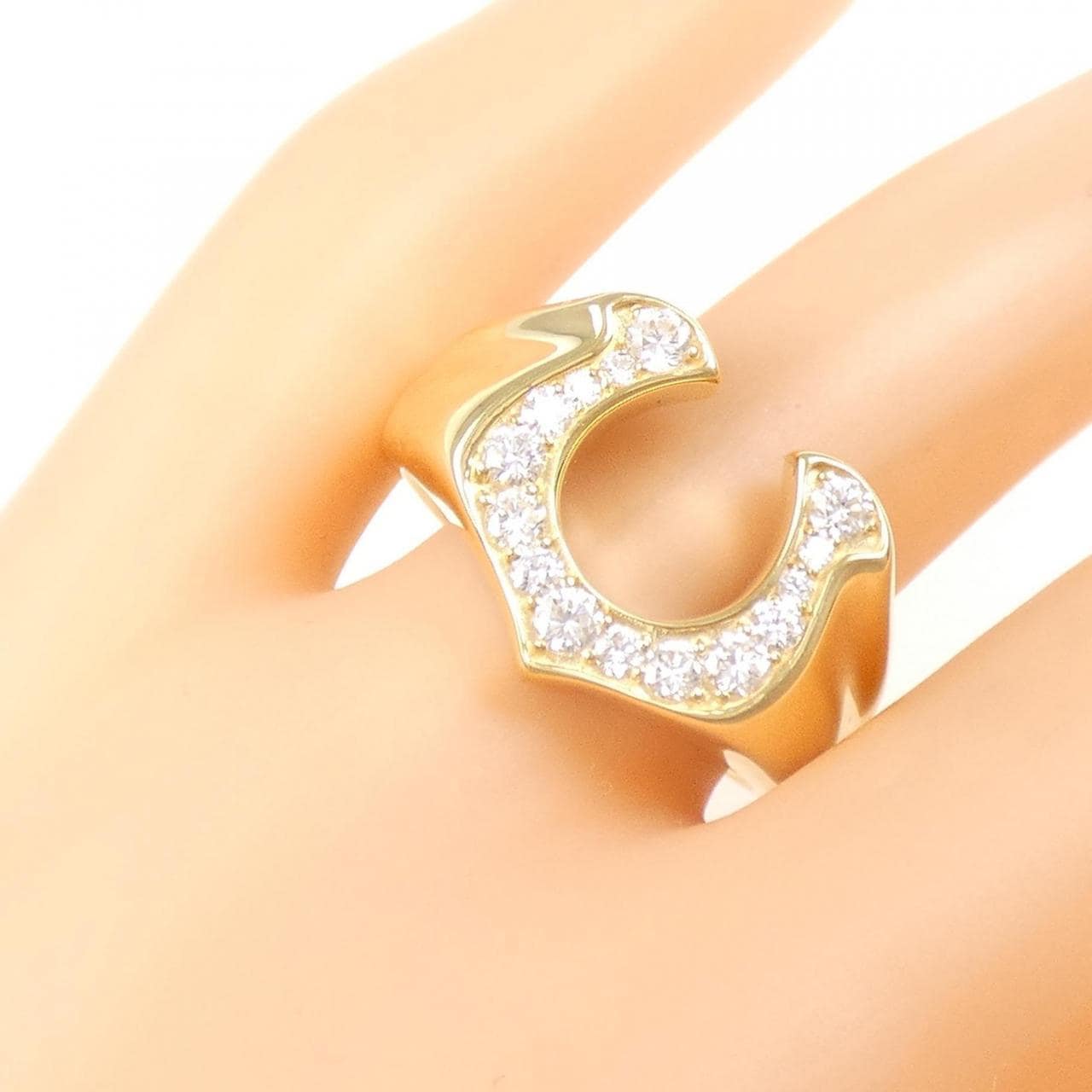 [BRAND NEW] K18YG Horseshoe Diamond Ring 0.45CT