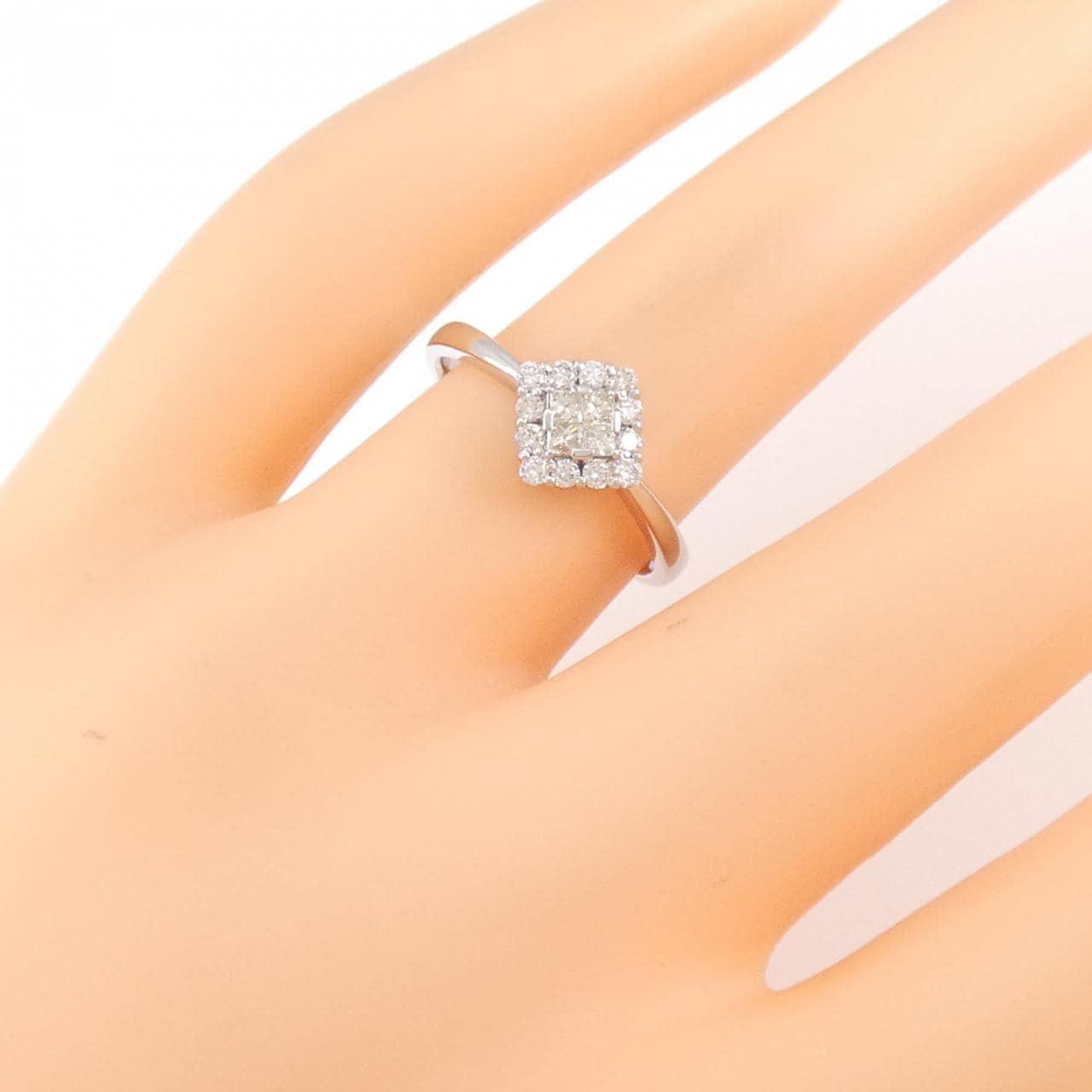 【新品】PT ダイヤモンド リング 0.30CT