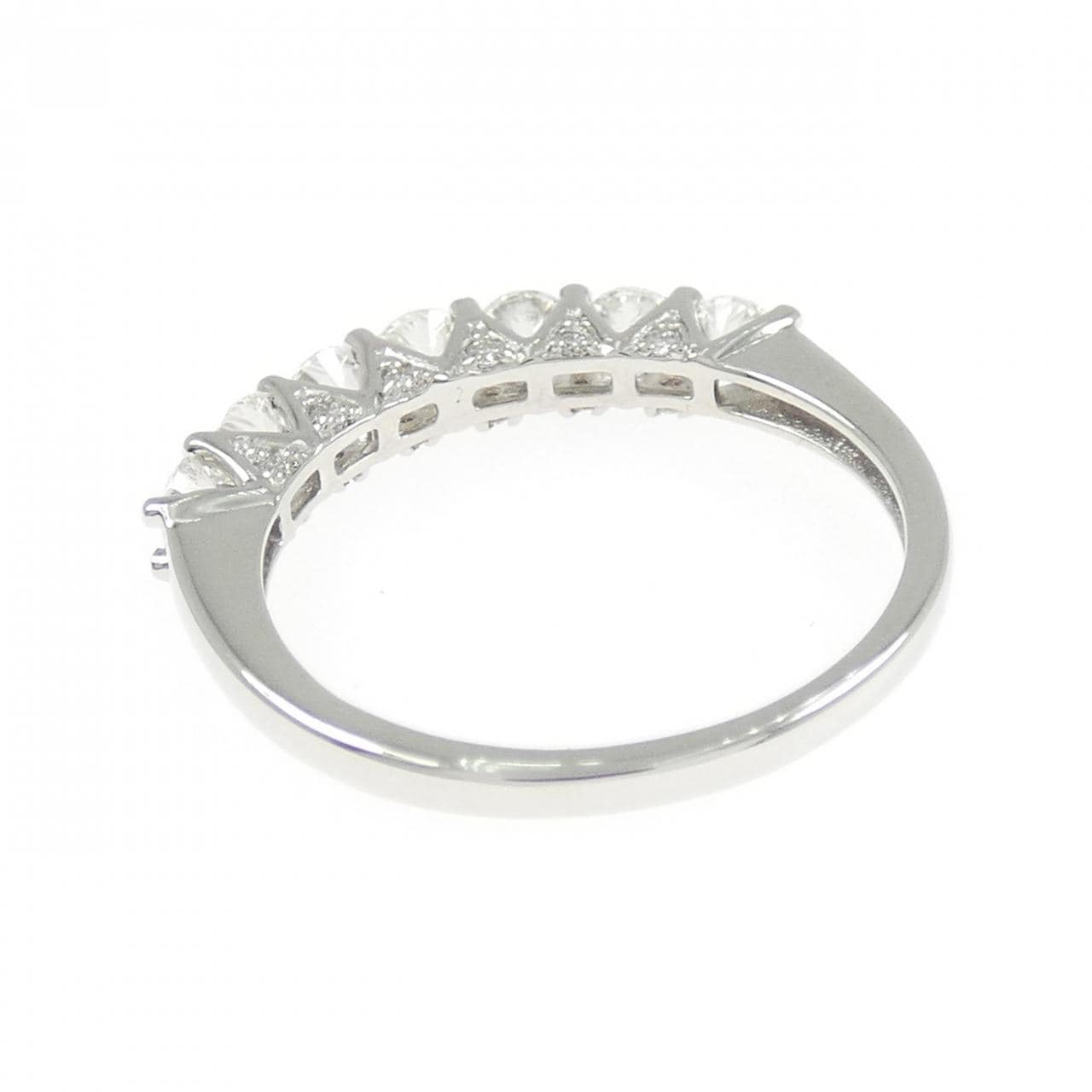 PT950 ハーフエタニティ ダイヤモンド リング 0.85CT