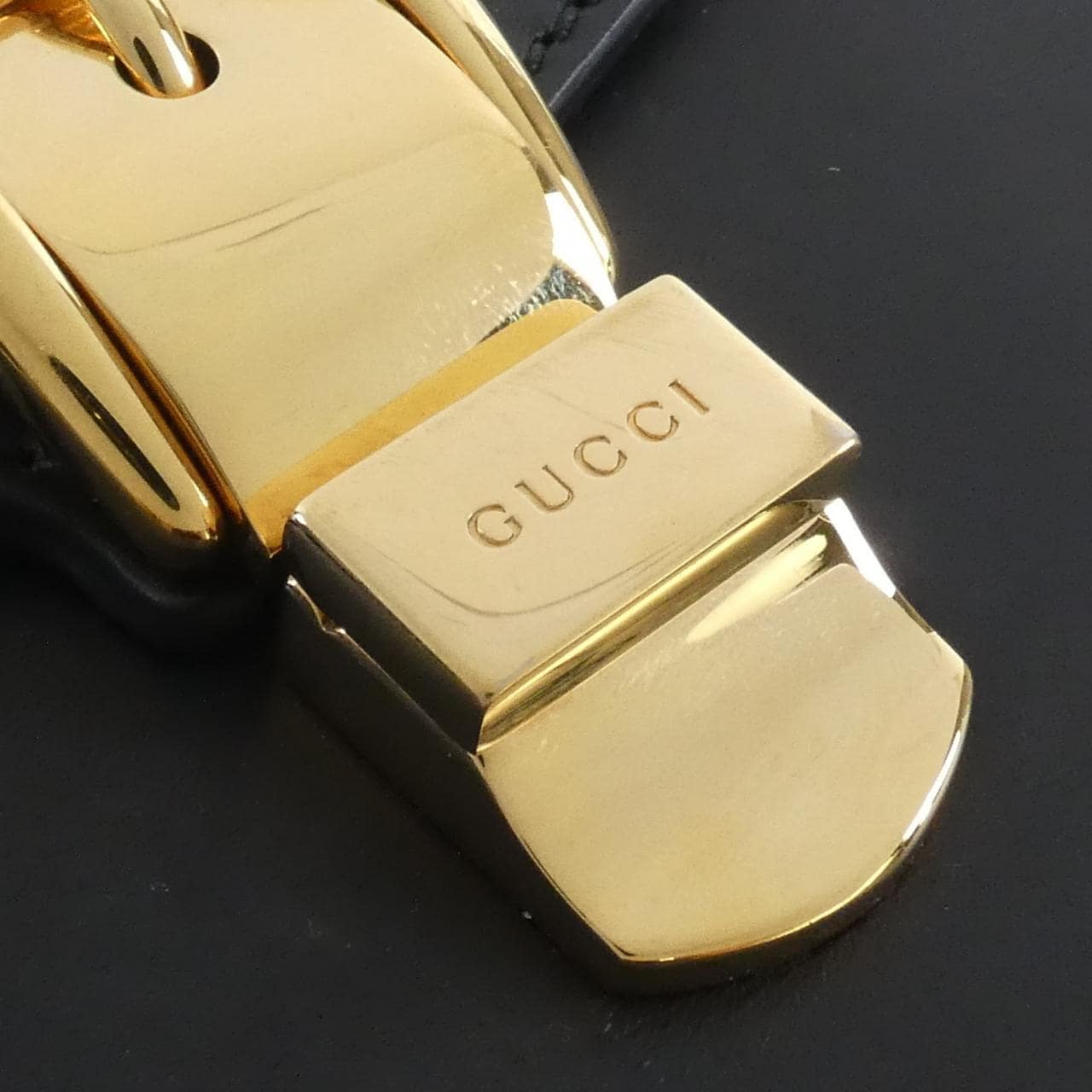 グッチ SYLVIE 421882 CVLEG ショルダーバッグ