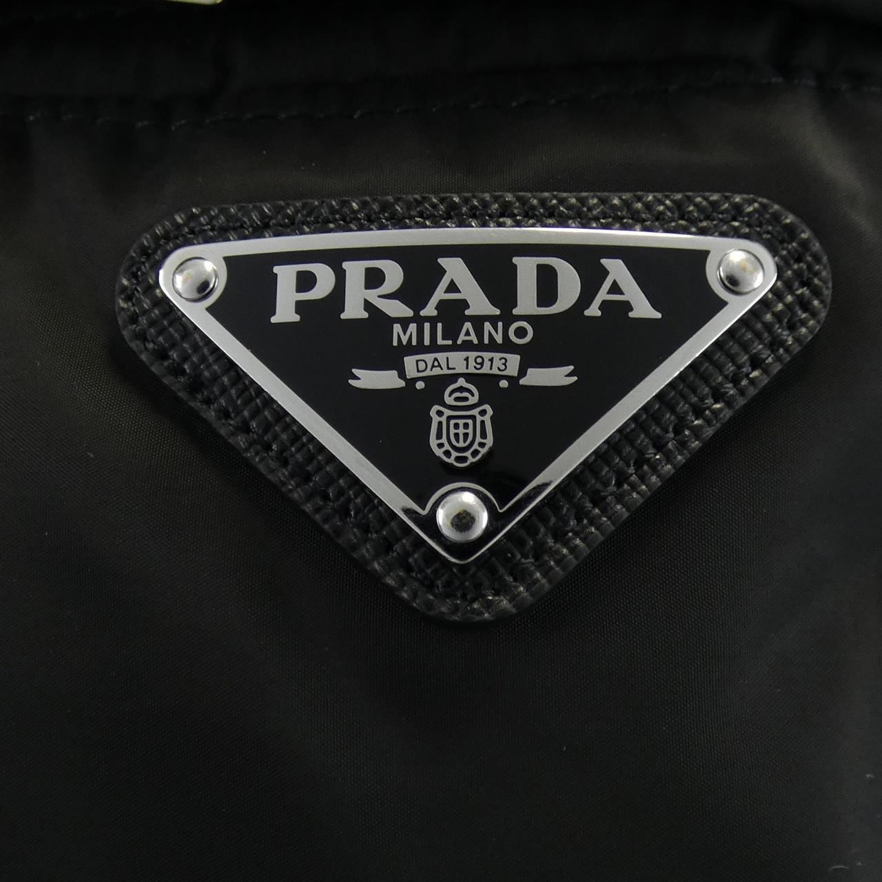 プラダ PRADA トライアングルロゴ SGH072 R232 106O ダウンジャケット