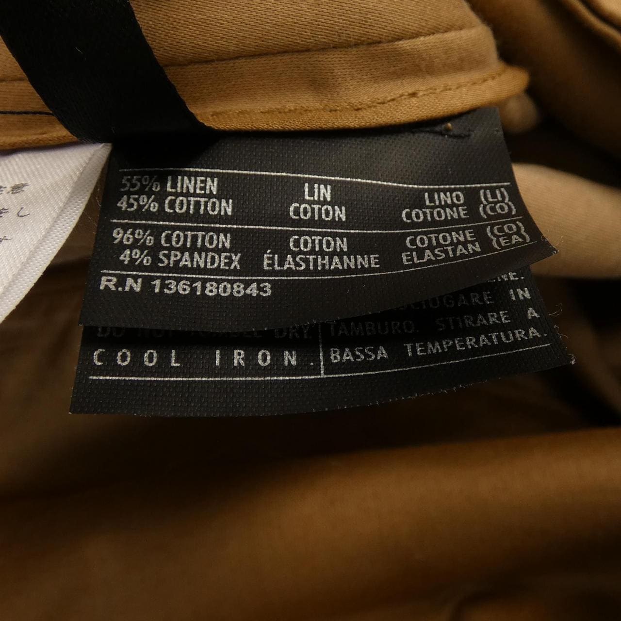 サルヴァトーレフェラガモ SALVATORE FERRAGAMO ノーカラージャケット