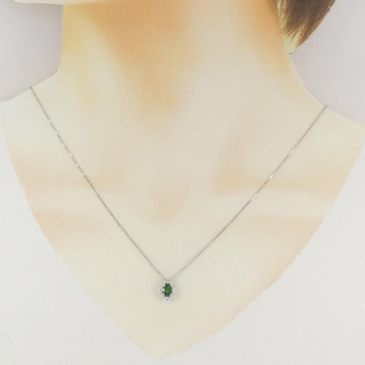 PT950/PT850 グリーンガーネット ネックレス 0.50CT
