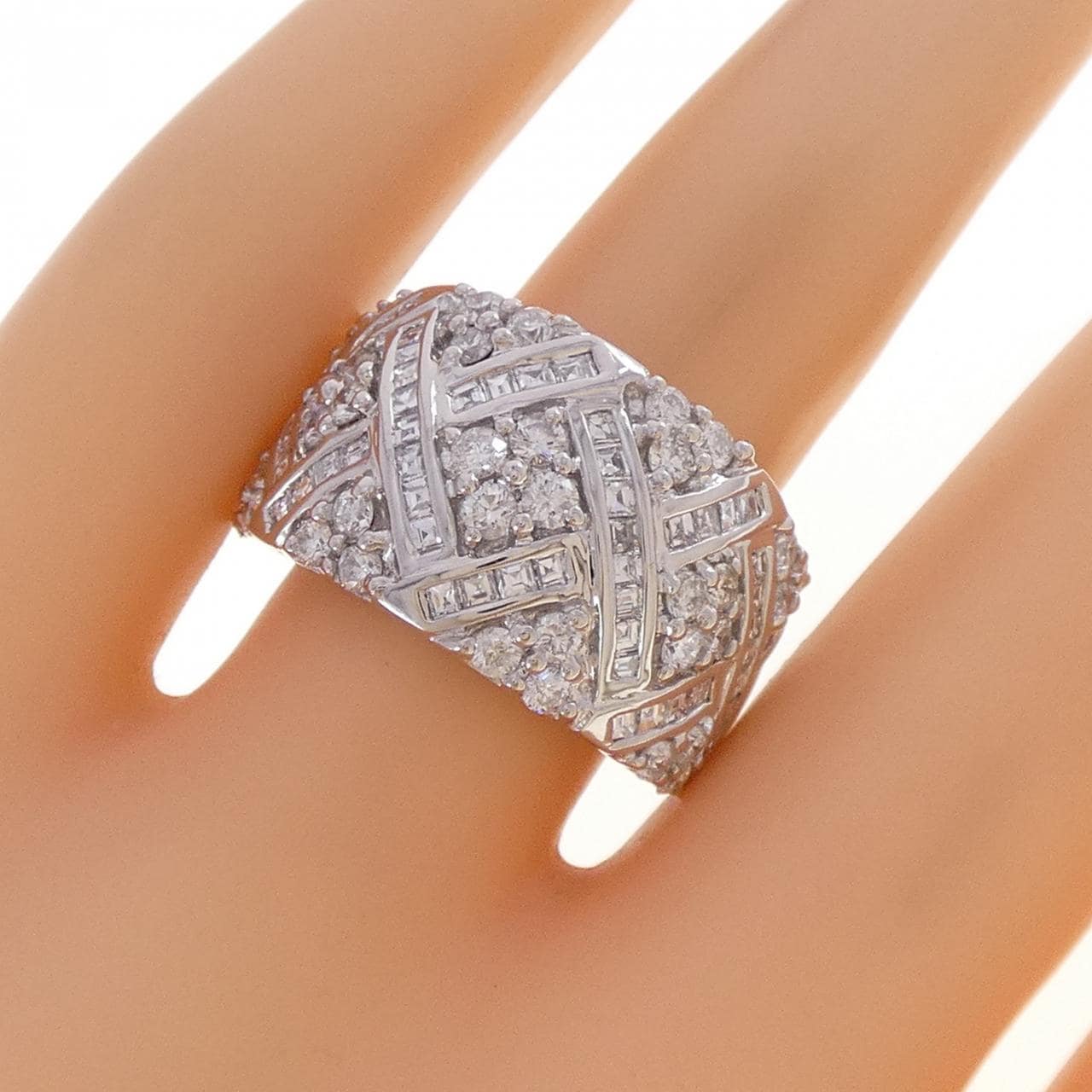 K18WG ダイヤモンド リング 2.30CT