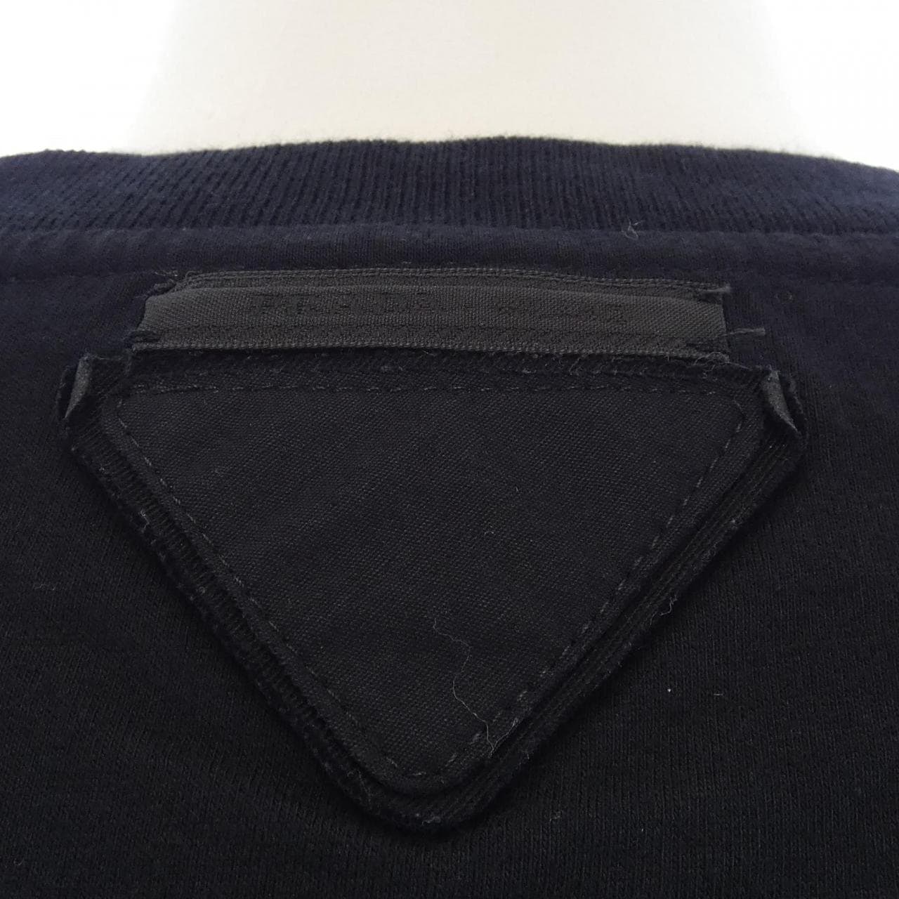 プラダ PRADA UJM492 S221 11CD Tシャツ