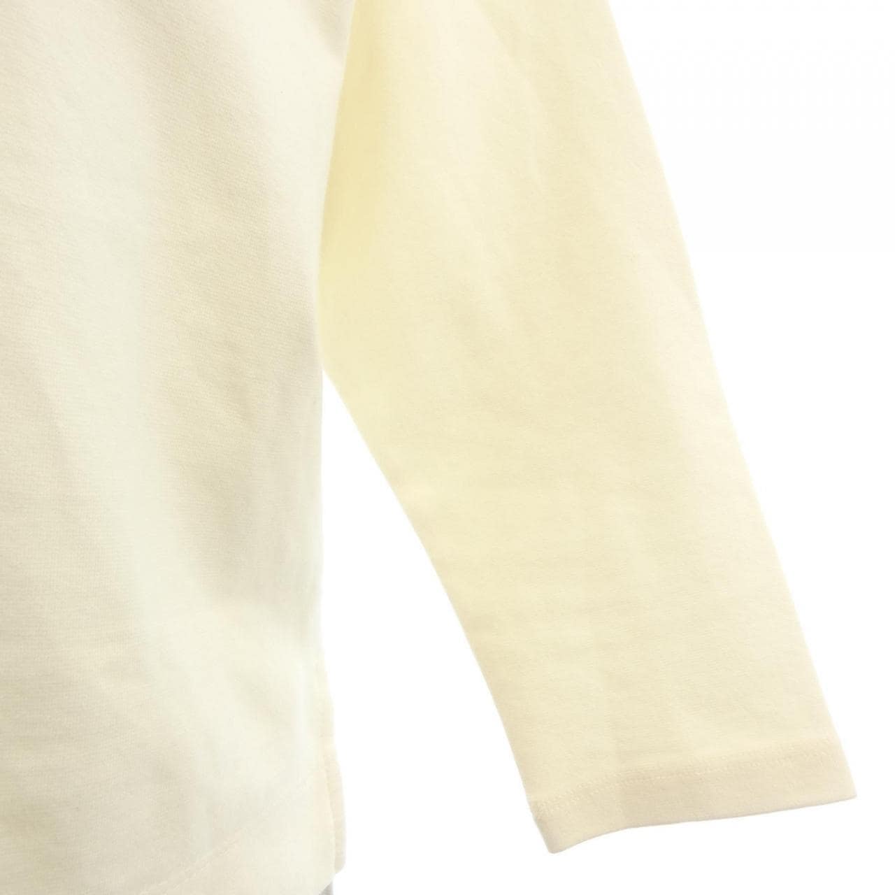 ラコステ LACOSTE トップス