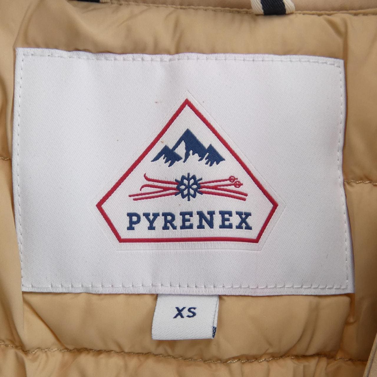 比利牛斯PYRENEX羽絨服