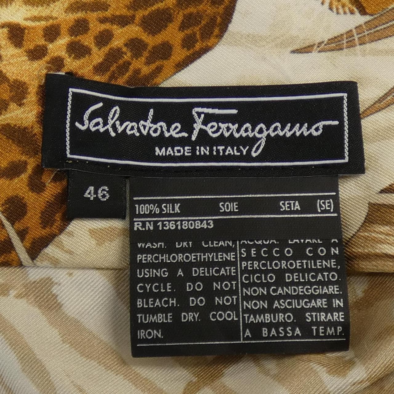 サルヴァトーレフェラガモ SALVATORE FERRAGAMO スカート