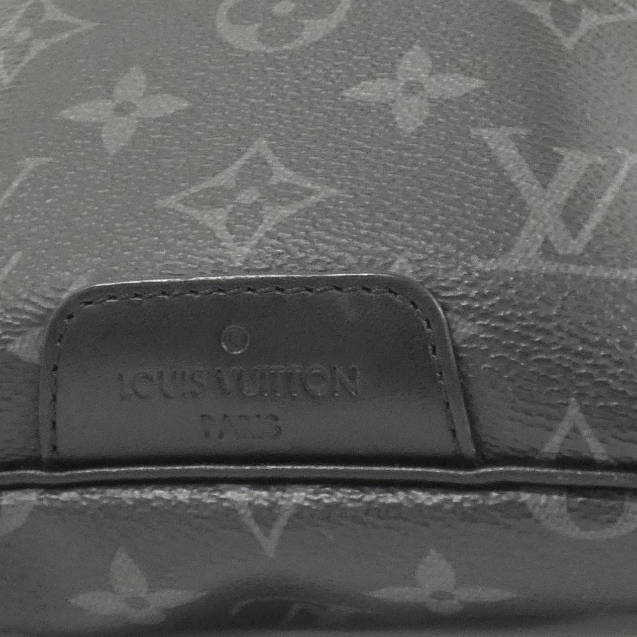 LOUIS VUITTON Monogram Eclipse Discovery 腰包 M44336 肩背包
