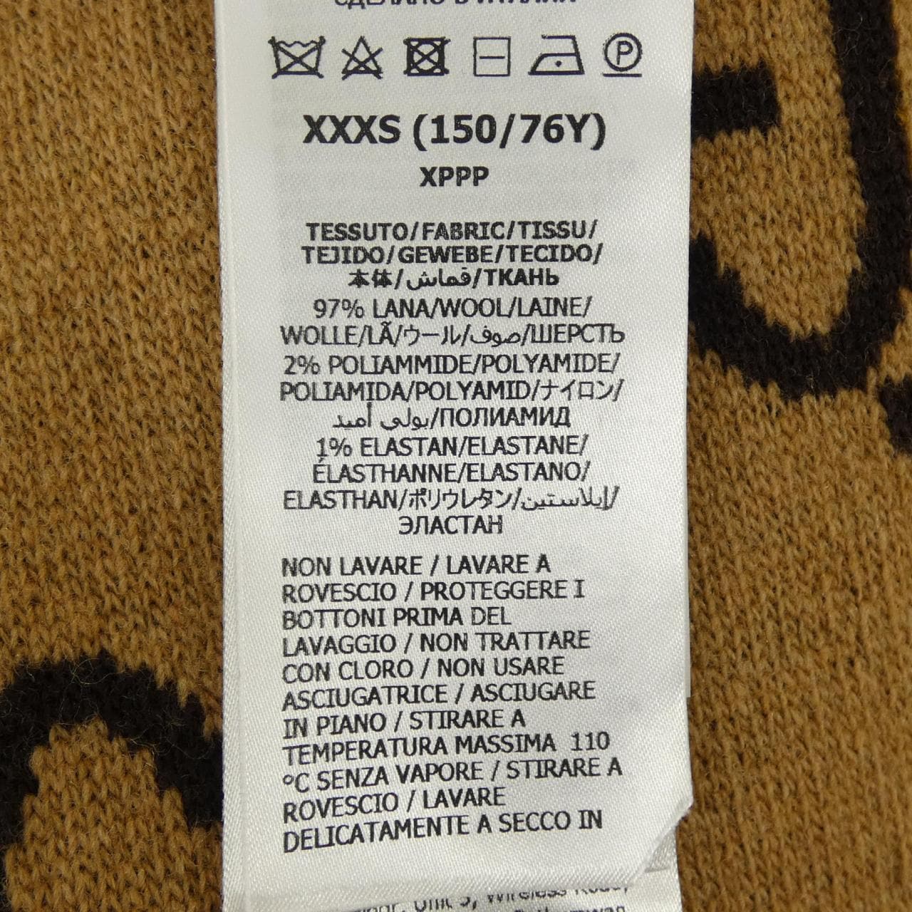 グッチ GUCCI 699876 XKCFX ケープ