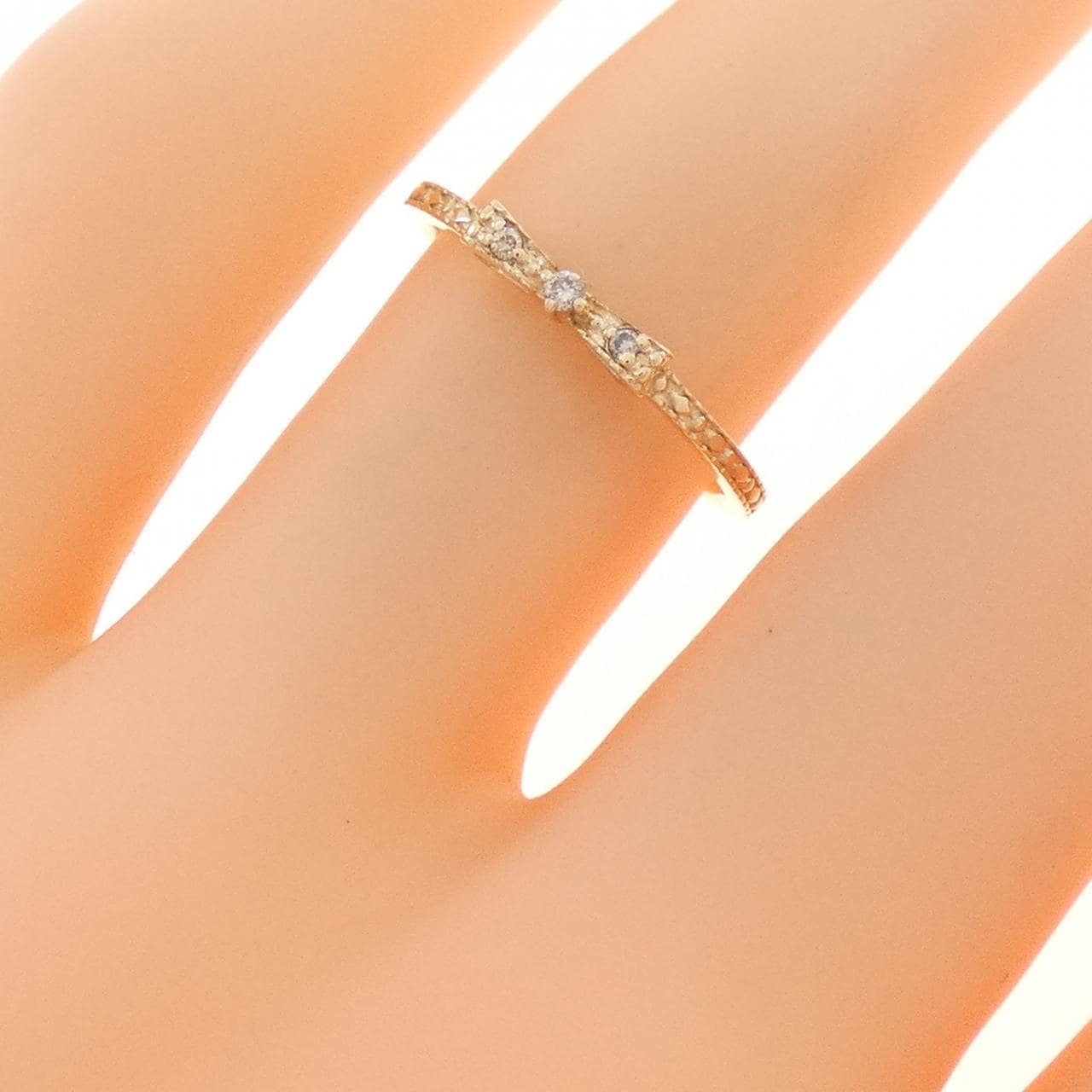 ノジェス リボン ダイヤモンド リング 0.02CT