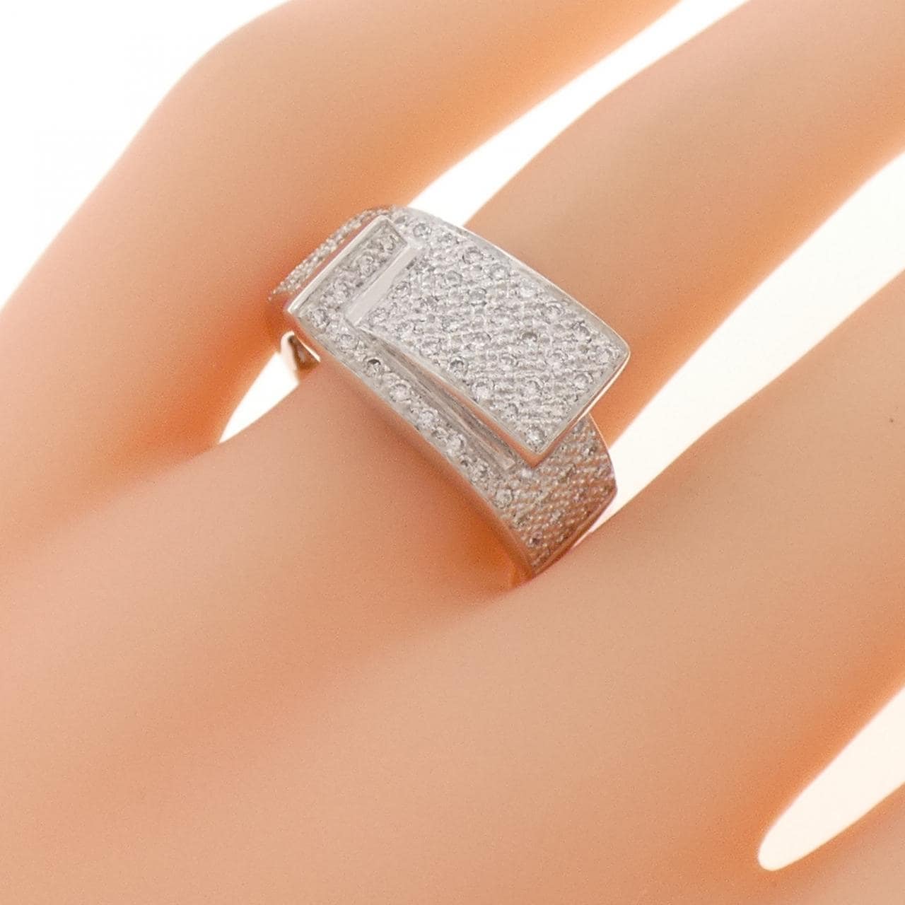 K18WG ダイヤモンド リング 0.56CT