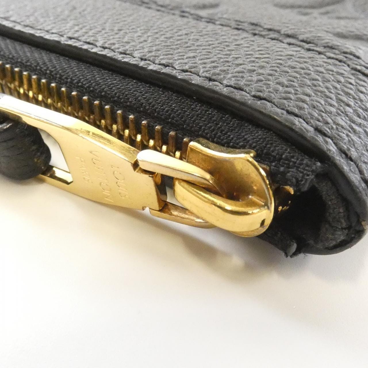 LOUIS VUITTON Monogram Empreinte Daily Pouch M62937 Pouch