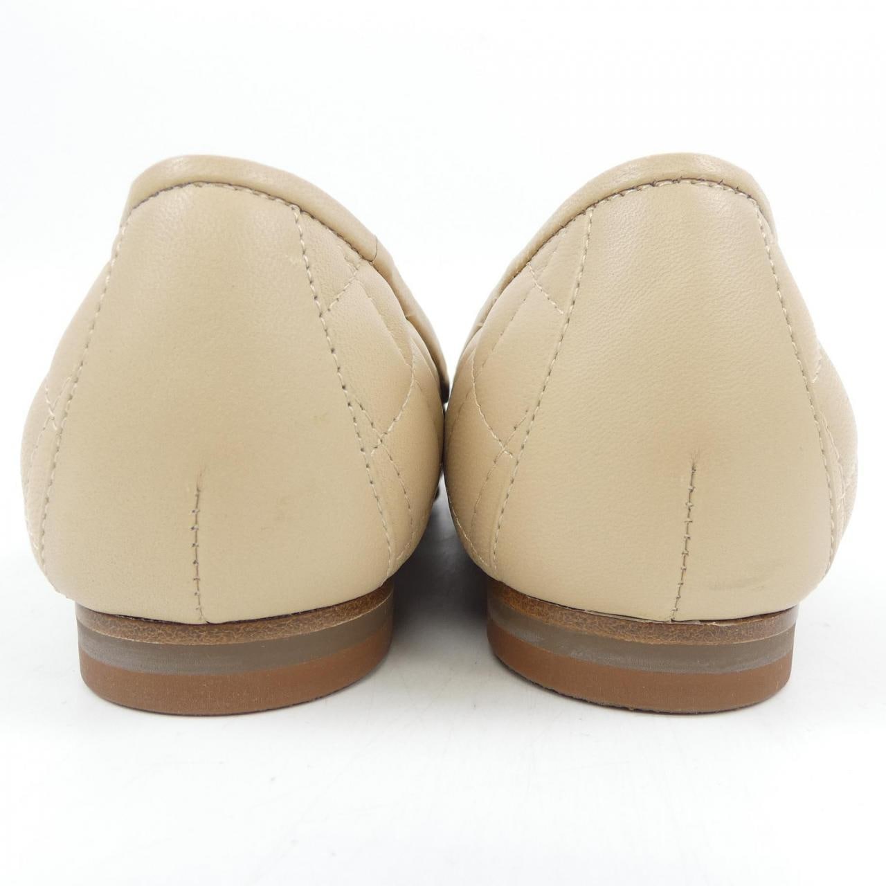 サルヴァトーレフェラガモ SALVATORE FERRAGAMO フラットシューズ