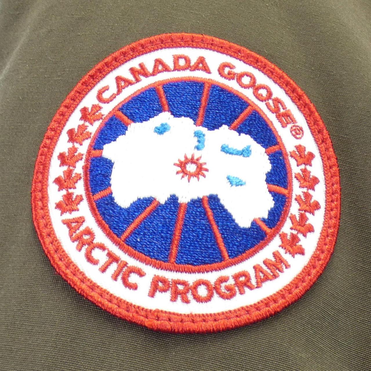 カナダグース CANADA GOOSE ダウンコート