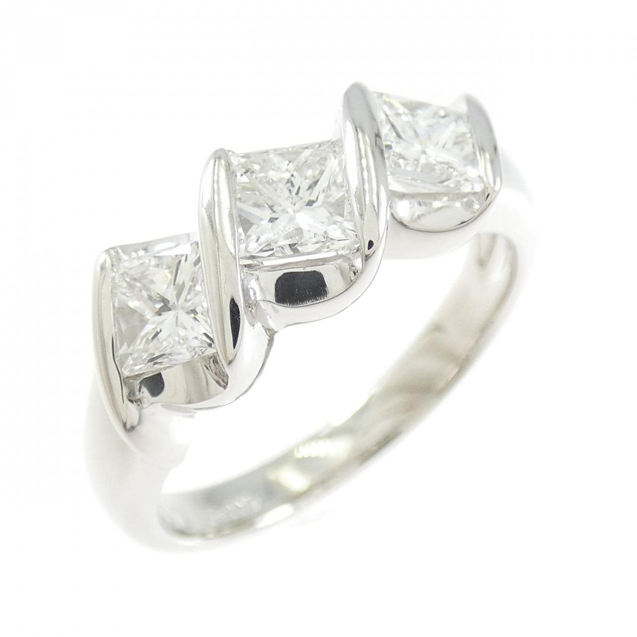 PT900 ダイヤモンド リング 1.00CT