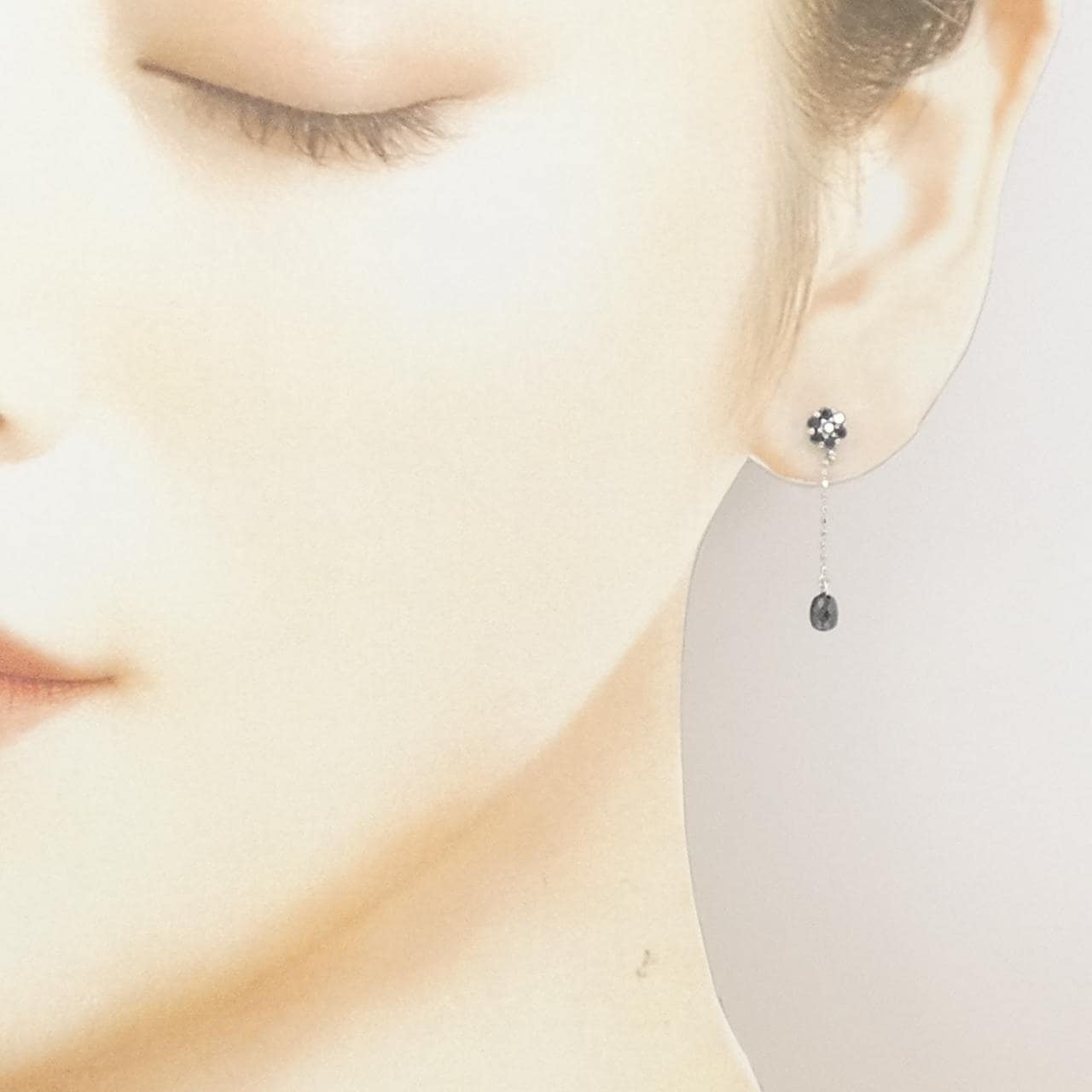 K18WG ダイヤモンド ピアス 0.90CT
