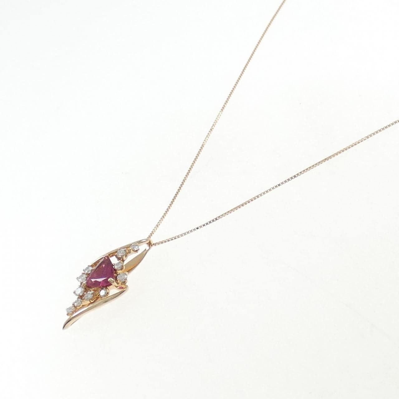 K18PG Tourmaline necklace 1.17CT