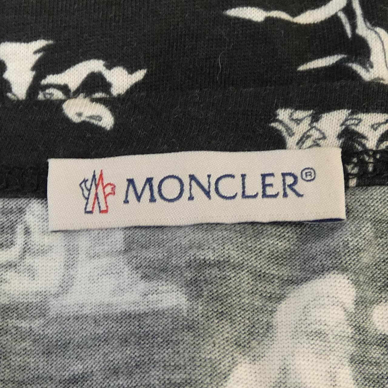 モンクレール MONCLER C20918023600 Tシャツ