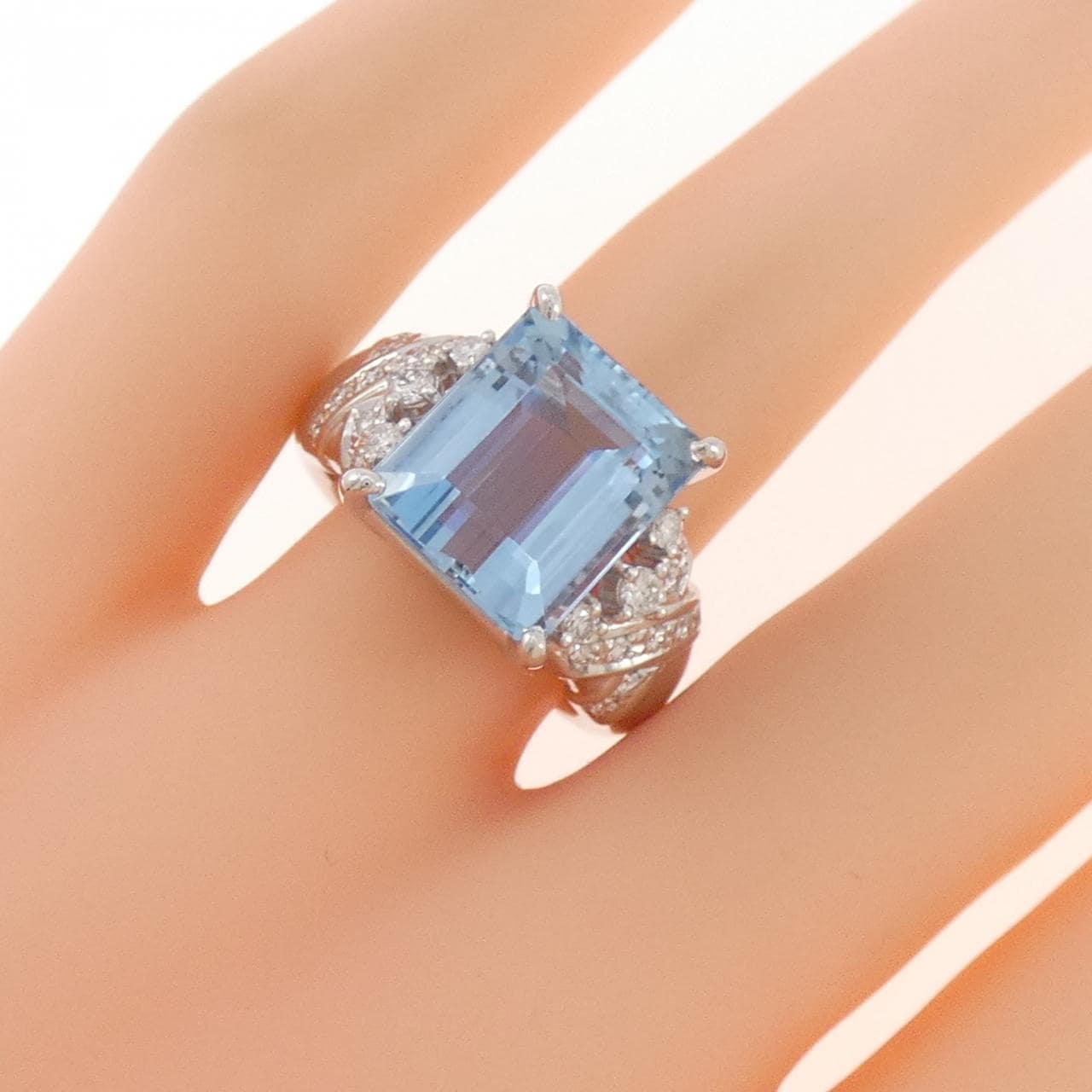 タサキ アクアマリン リング 6.03CT