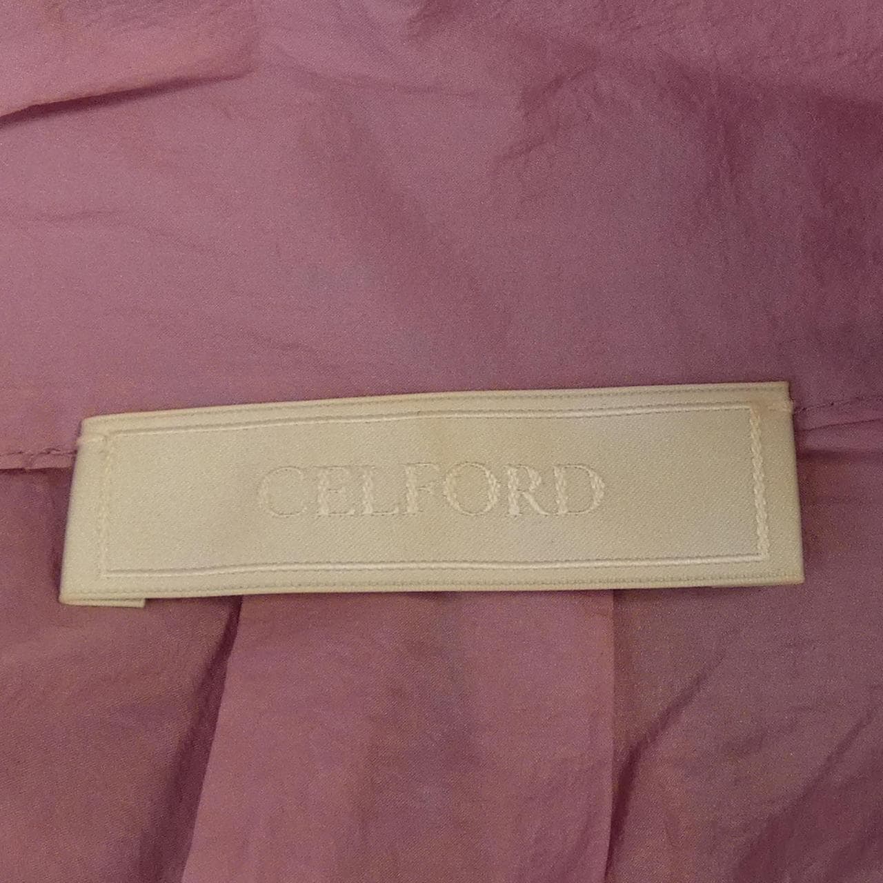 セルフォード CELFORD トップス