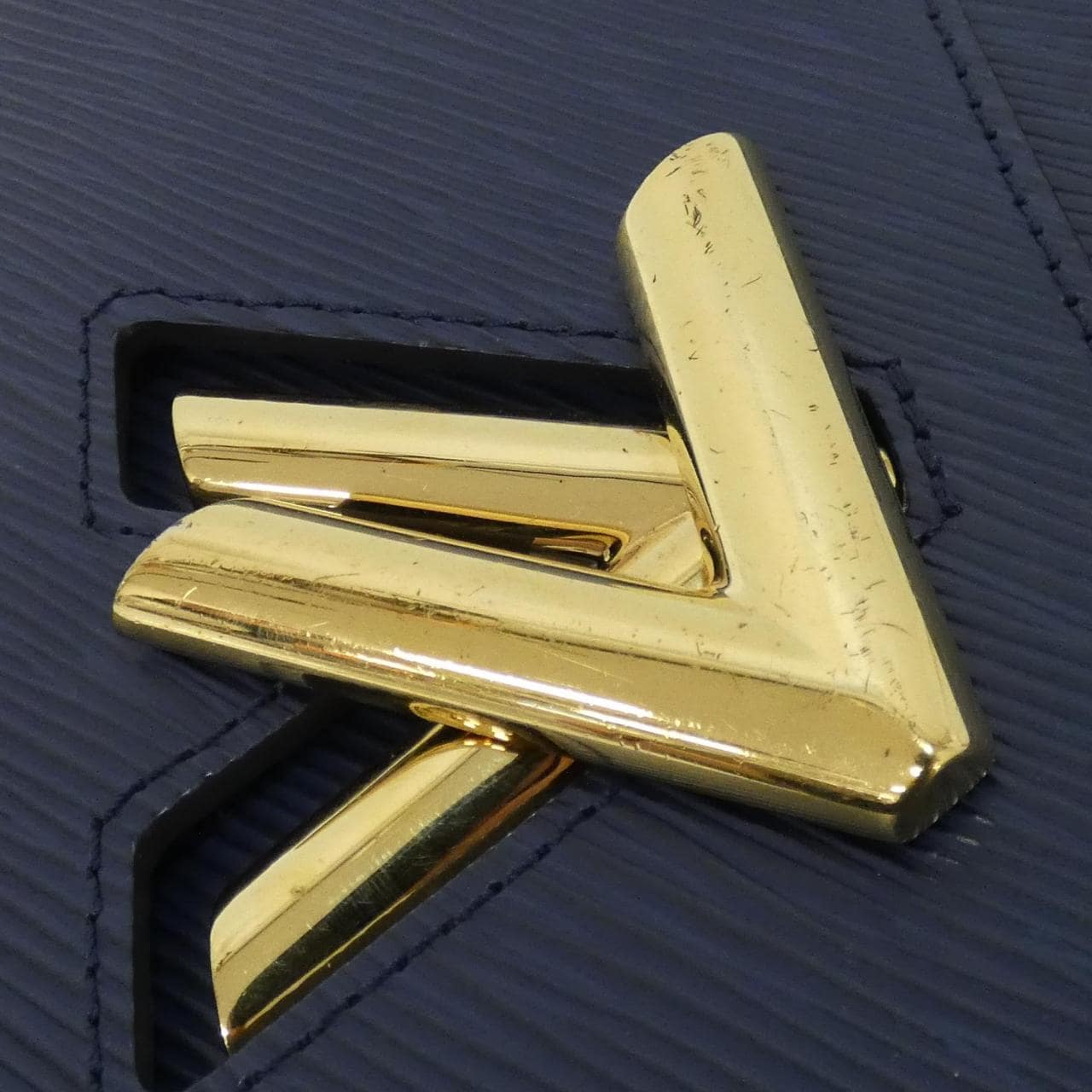 ルイヴィトン ツイスト MM M53090 ショルダーバッグ