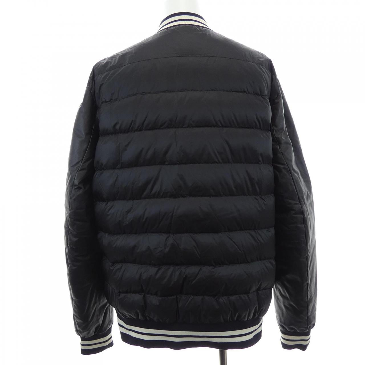 モンクレール MONCLER AUBURN ダウンジャケット