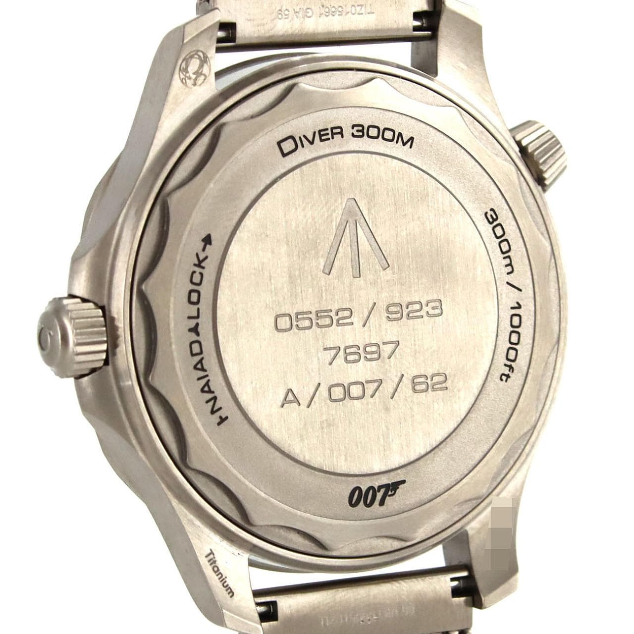 オメガ シーマスターダイバー300M･007エディション TI 210.90.42.20.01.001 TI 自動巻