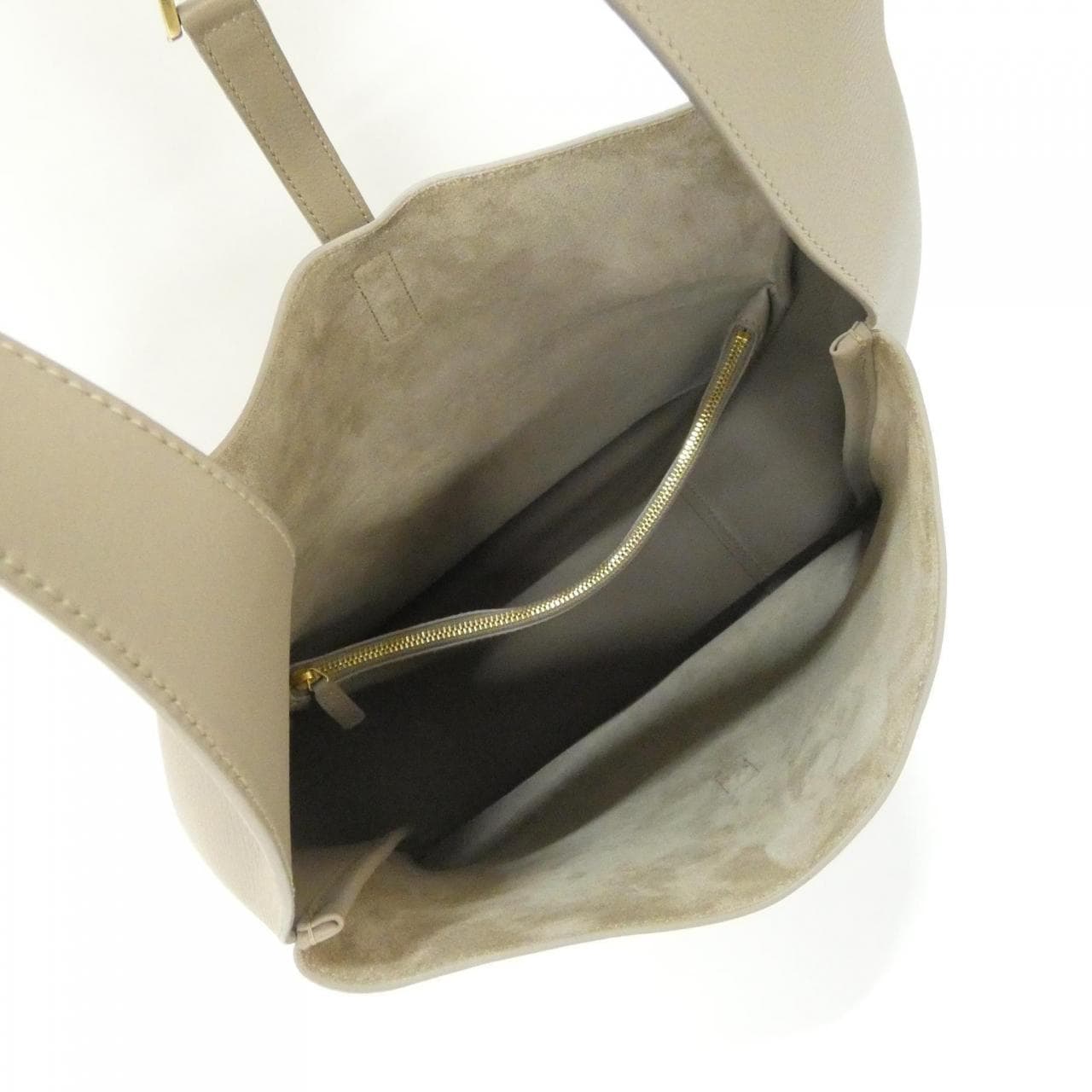 サンローラン LE 5 A7 ソフト ラージ 753837 AAAUQ ショルダーバッグ