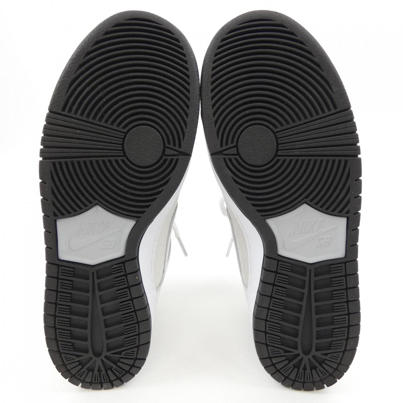 ナイキ NIKE HM5837-100 スニーカー