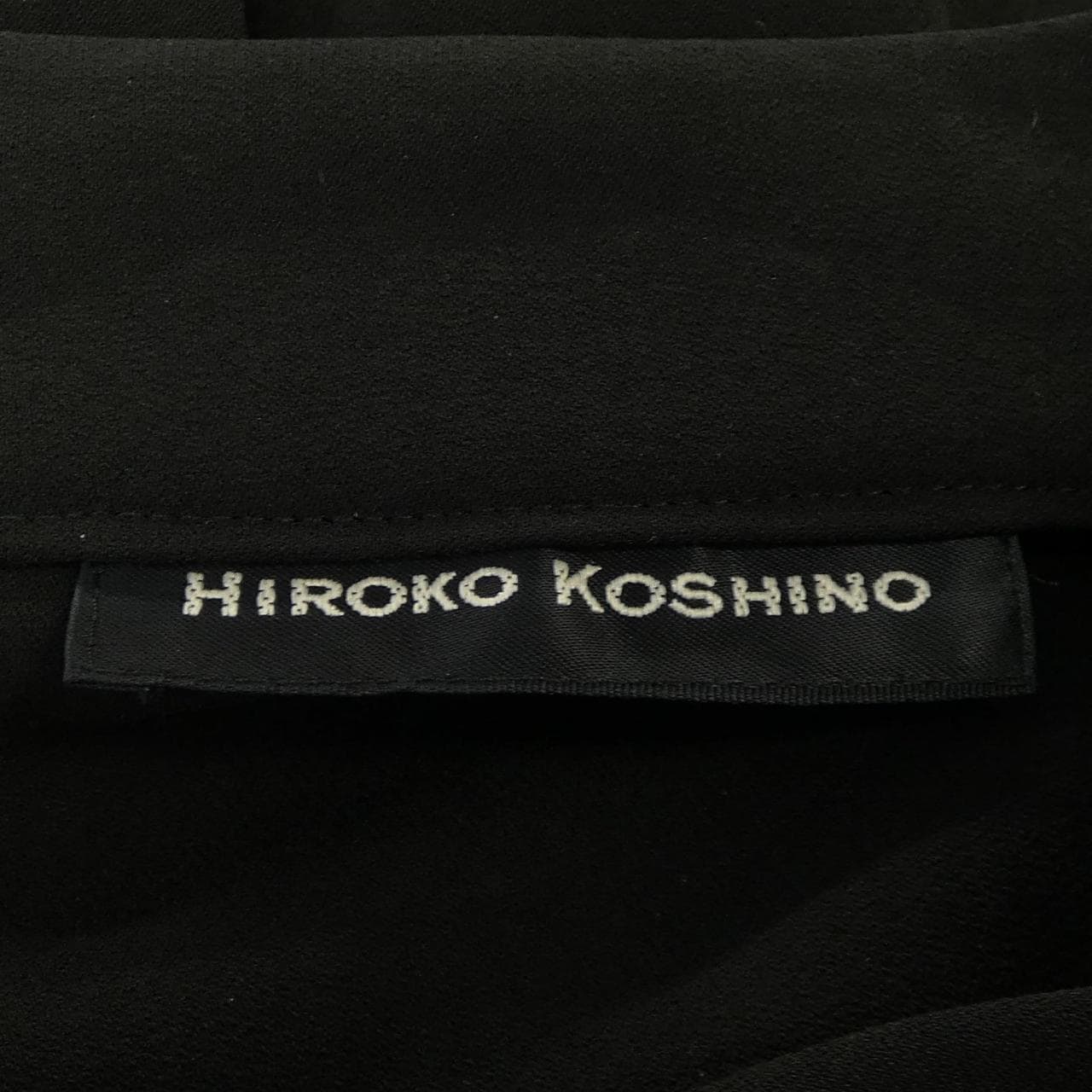 ヒロココシノ HIROKO KOSHINO シャツ