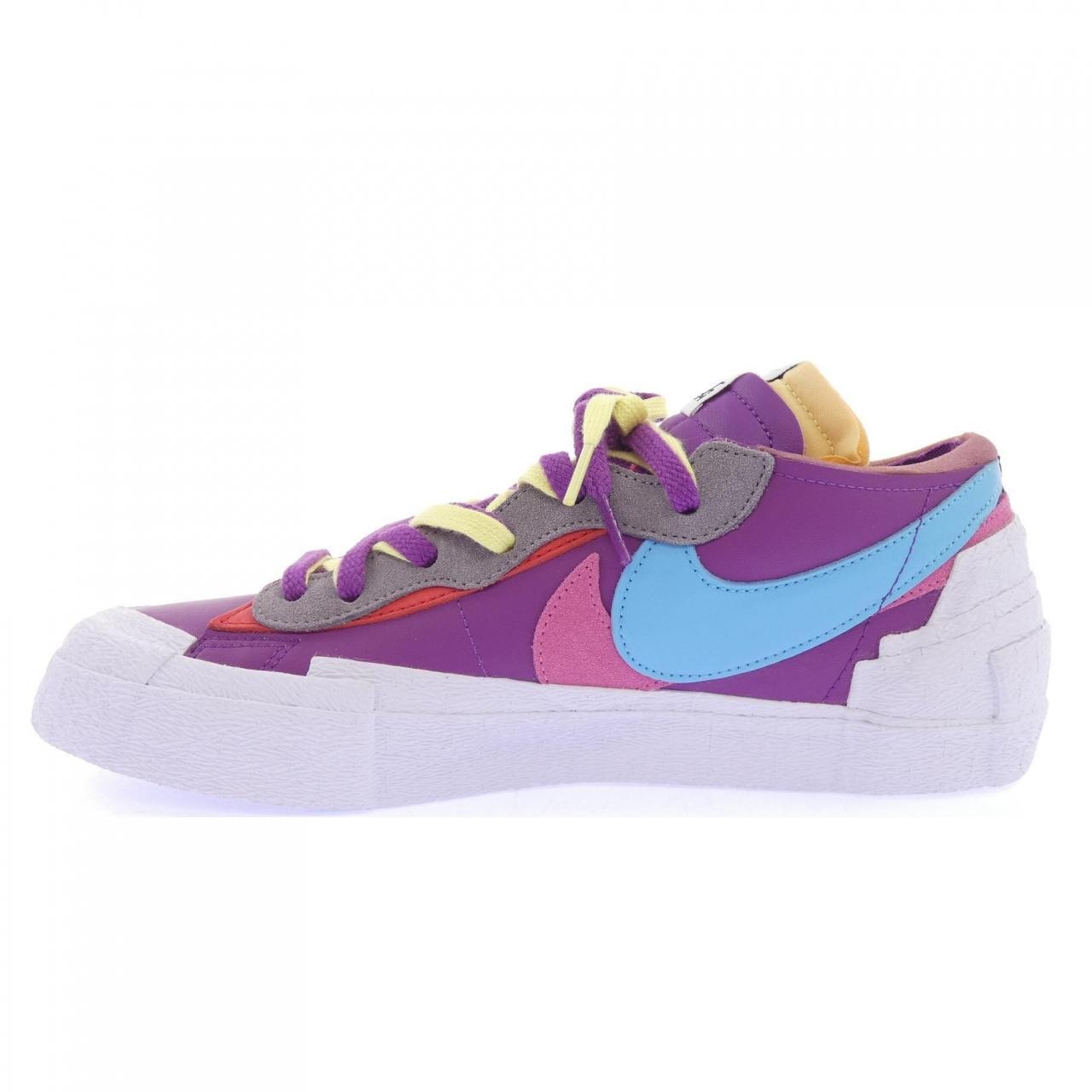 ナイキ NIKE DM7901-500 スニーカー