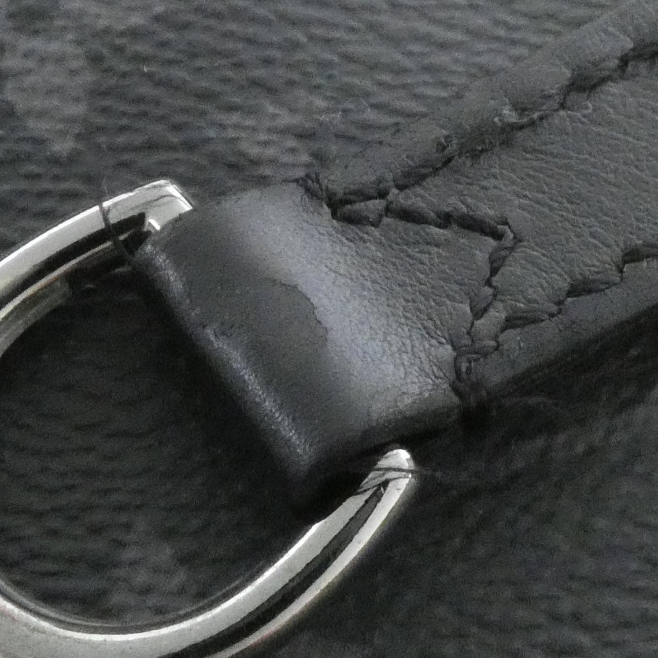 ルイヴィトン モノグラム エクリプス リバース トリオ メッセンジャー M69443 ショルダーバッグ