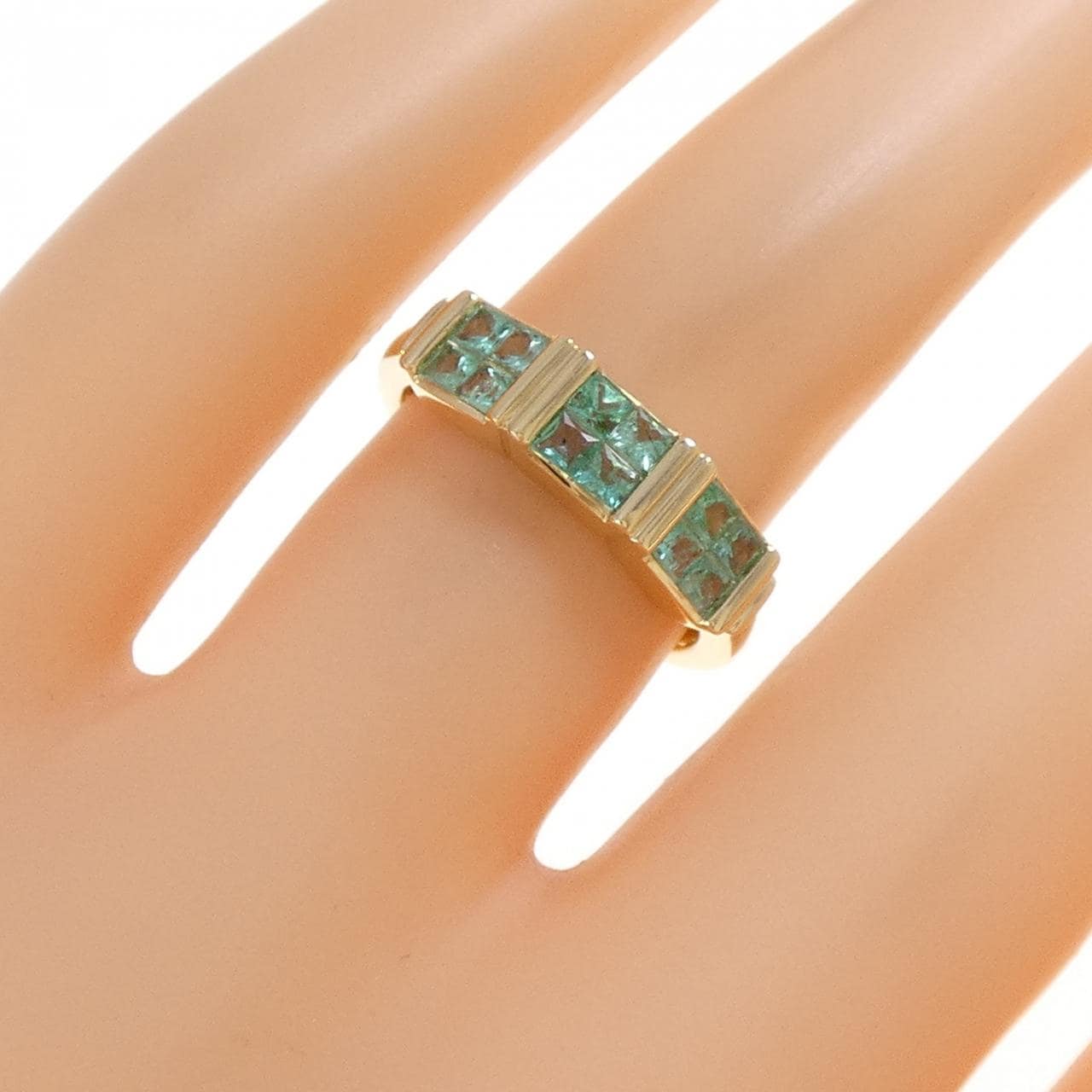ジーエスティービー エメラルド リング