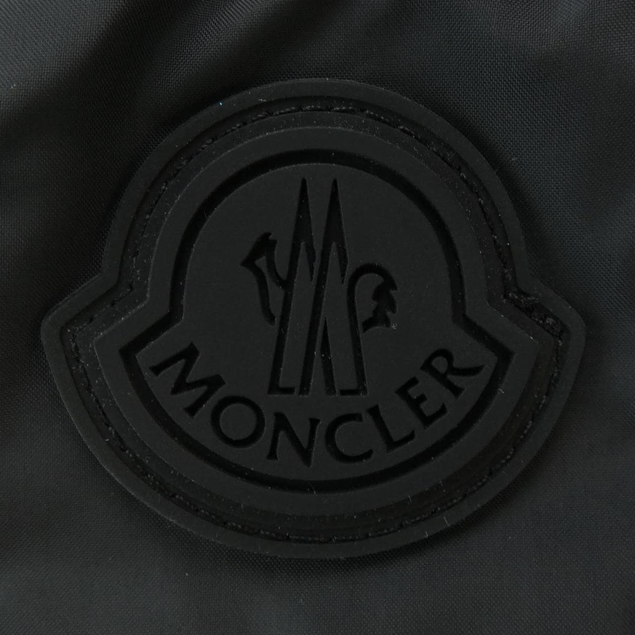 [新品] 盟MONCLER羽绒服