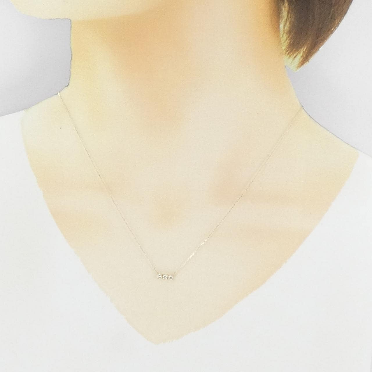 【新品】K18YG スリーストーン ダイヤモンド ネックレス 0.15CT
