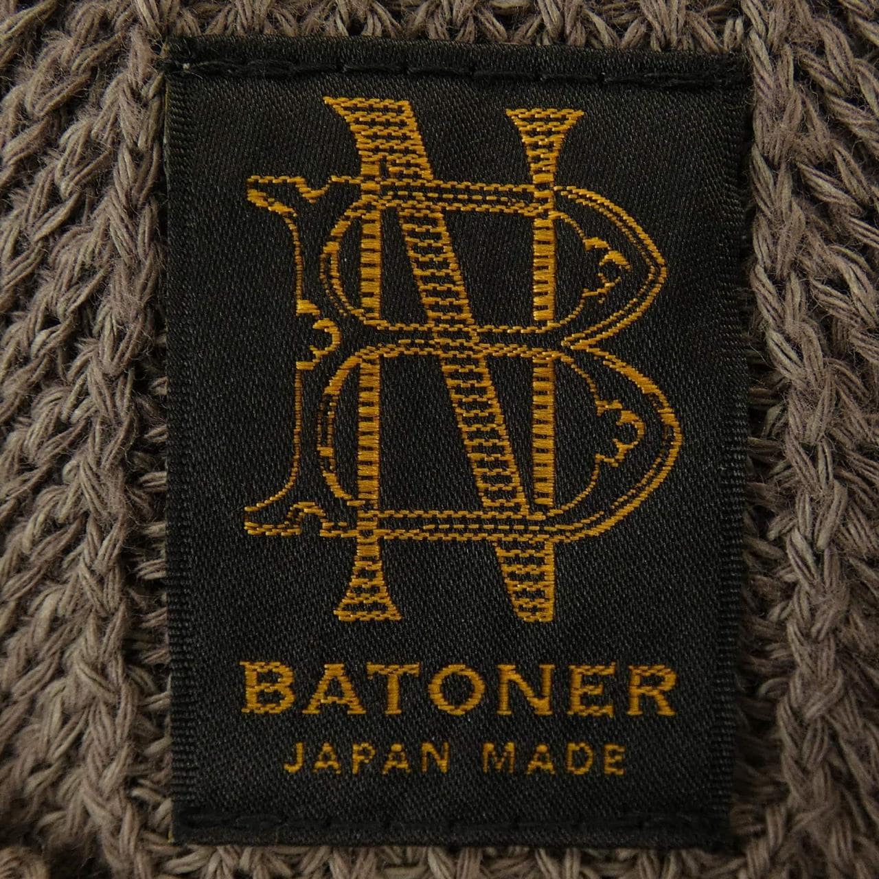 バトナー BATONER トップス