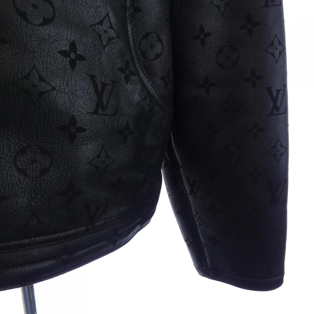 ルイヴィトン LOUIS VUITTON HJL62XYGL レザージャケット
