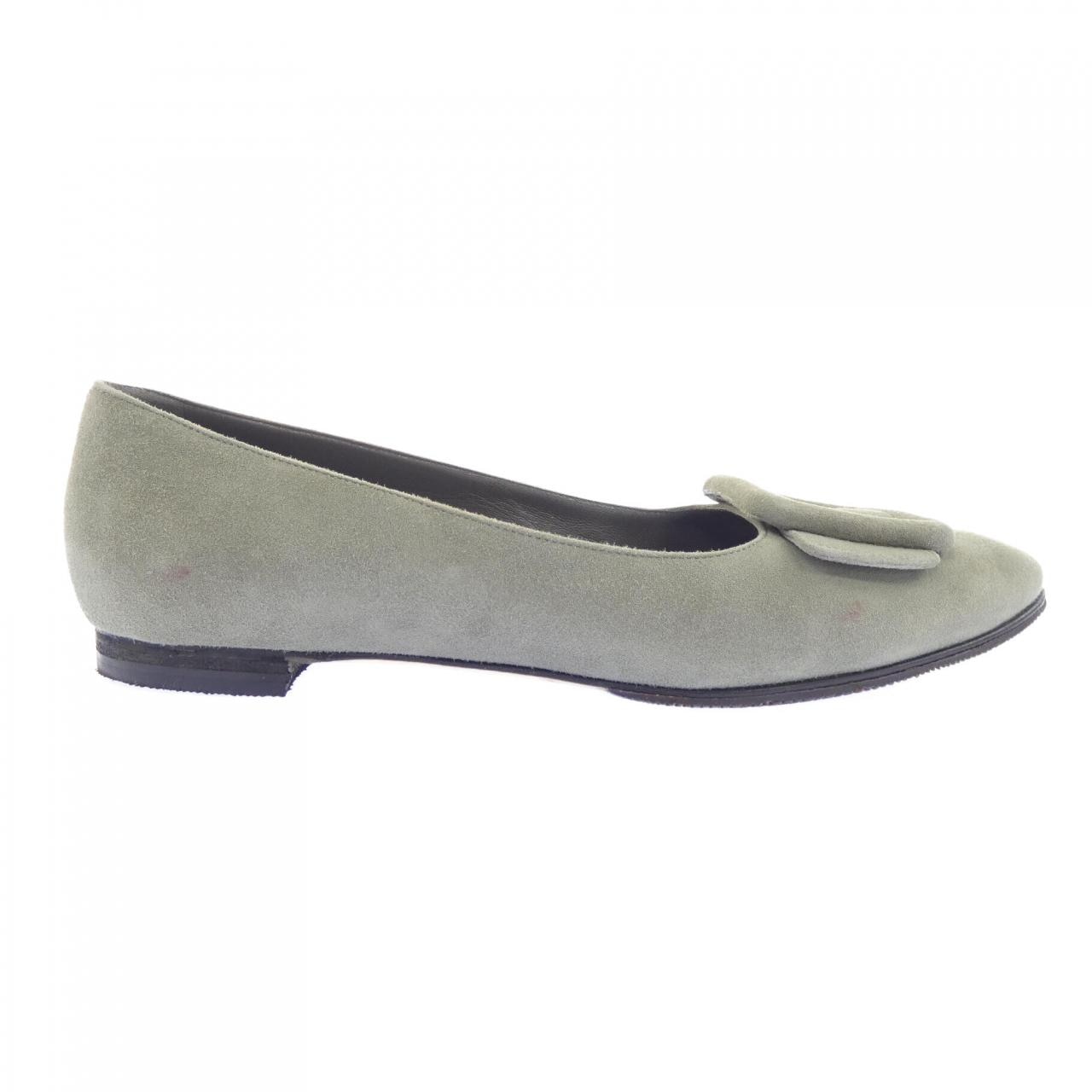 マノロブラニク MANOLO BLAHNIK フラットシューズ