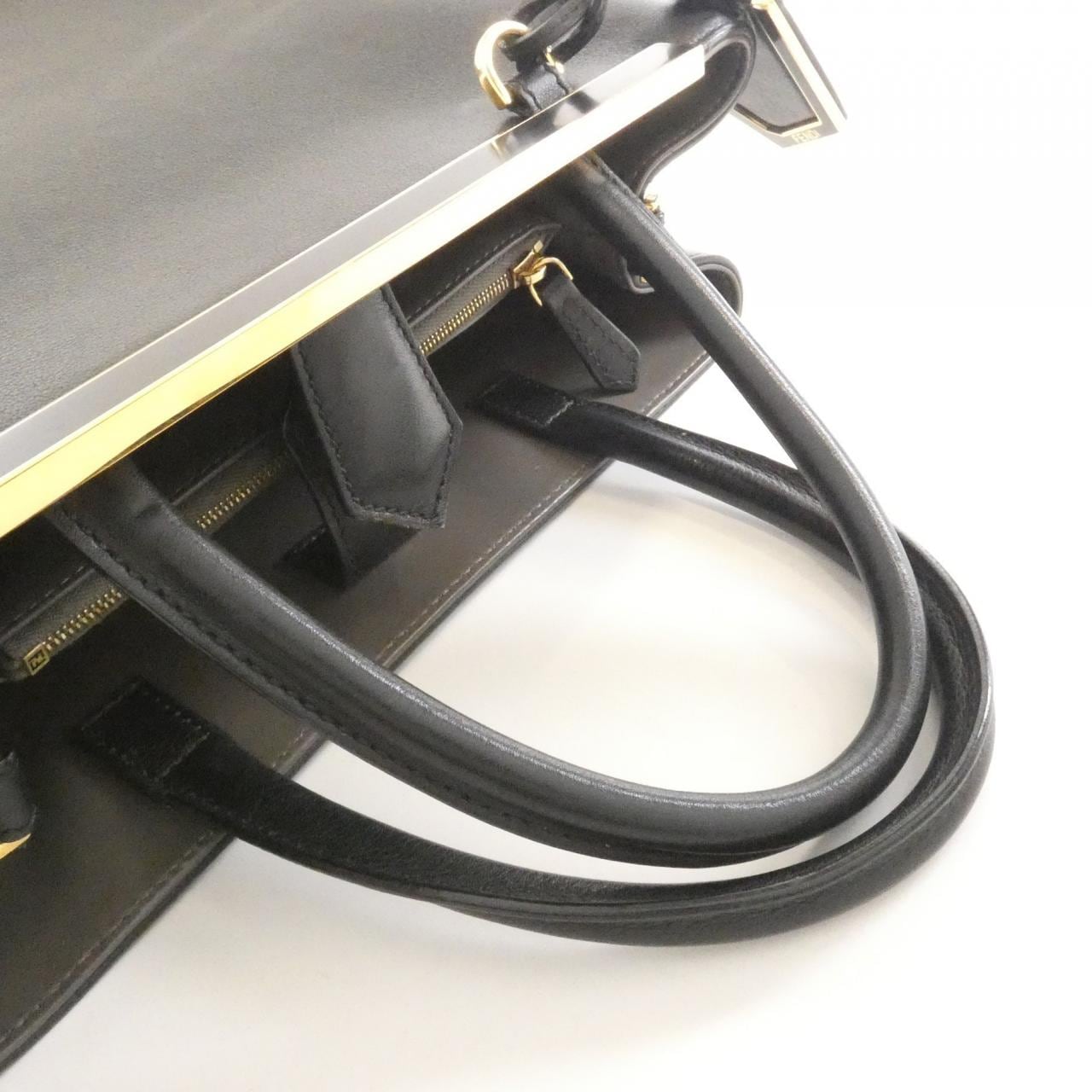 フェンディ プチ トゥージュール 8BH253 3WL バッグ