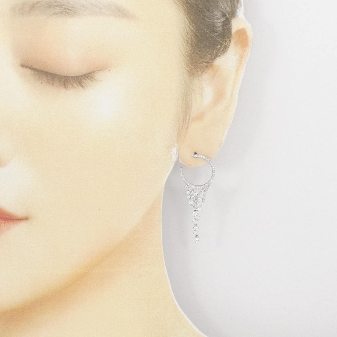 K18WG ダイヤモンド ピアス 1.96CT
