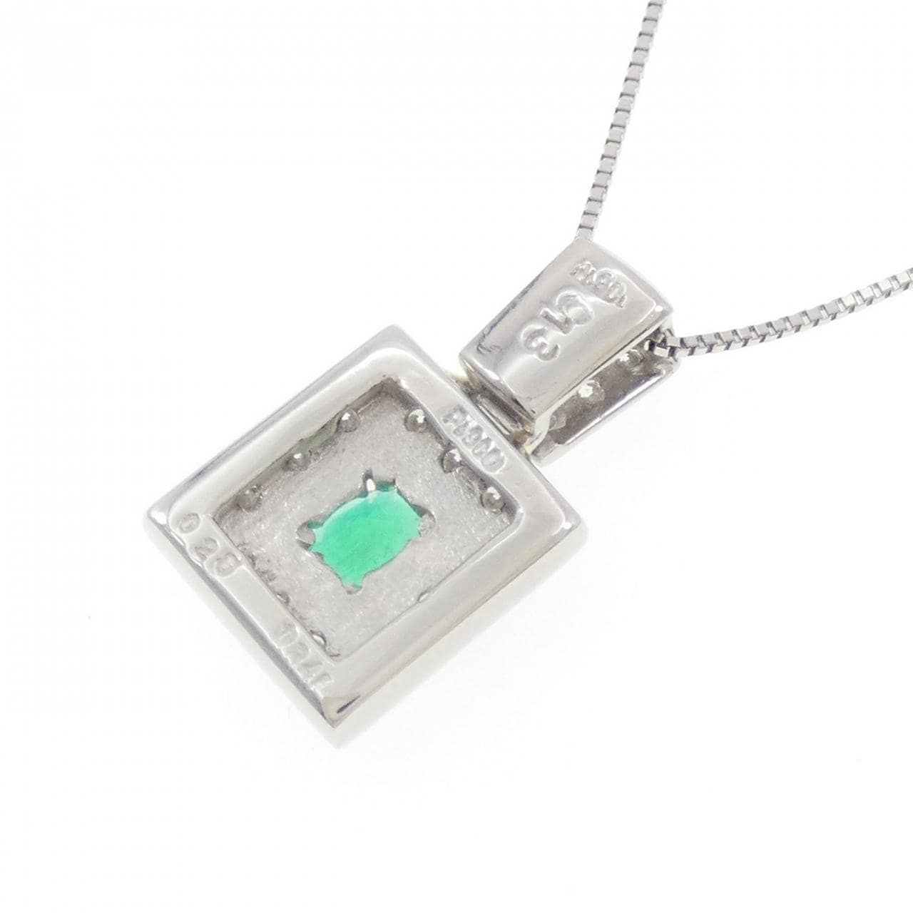 PT900/PT850 エメラルド ネックレス 0.345CT