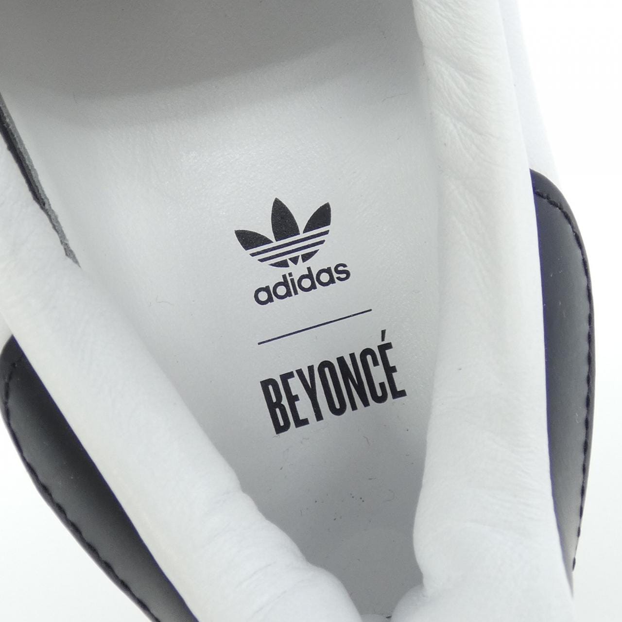 アディダス ADIDAS BEYONCE SUPERSTAR FY7730 スニーカー