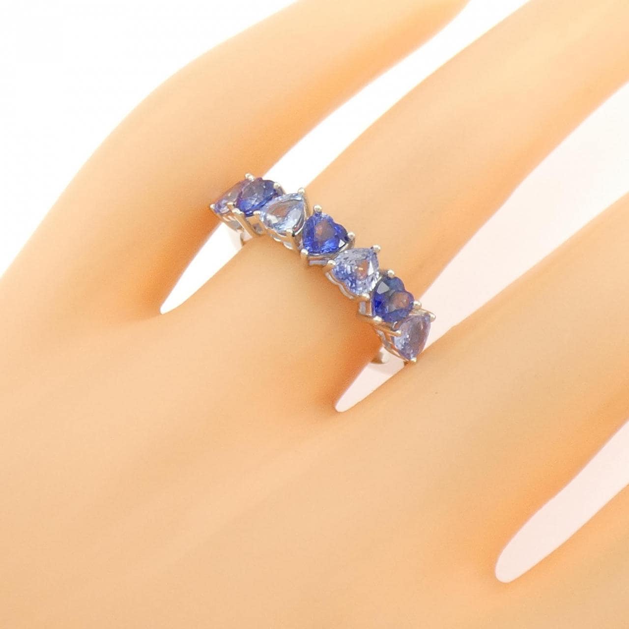 K18WG ハート サファイヤ リング 1.72CT